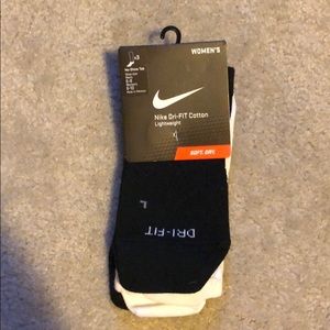 Nike Women’s Socks, Size 6-10